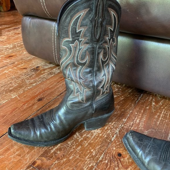 Ariat black pointed squeare toe cowboy boots main image 5